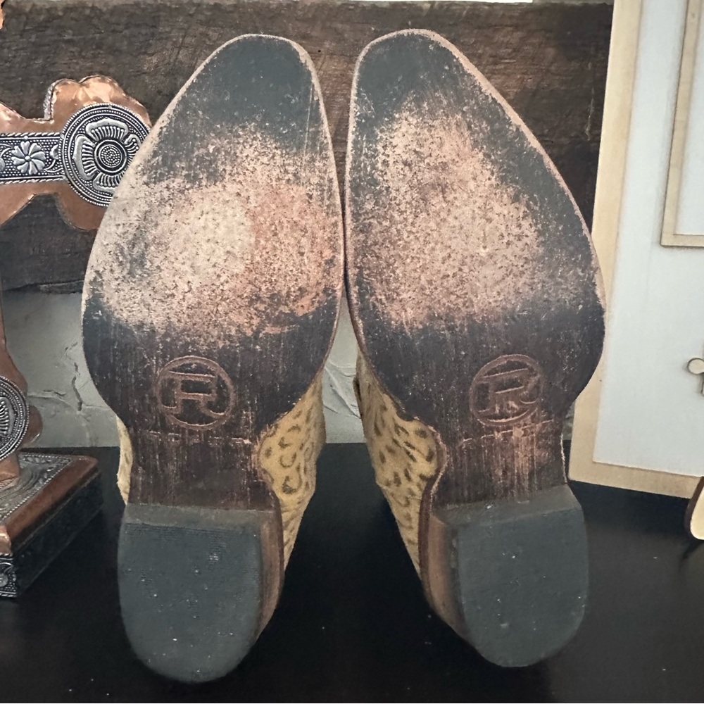 Roper Leopard Print Ankle Boots - Picture 8 of 9